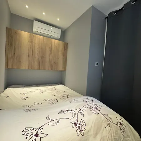 Apartment Suite Suquet Plage - 5 Places